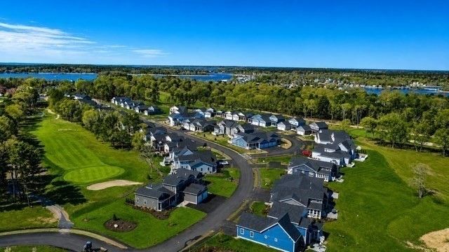 36 Starboard Dr A, Wareham, MA 02532
