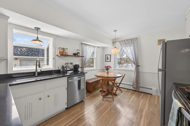 1498 Nevada Avenue E, Saint Paul, MN 55106