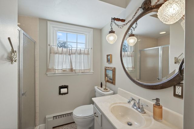 1498 Nevada Avenue E, Saint Paul, MN 55106