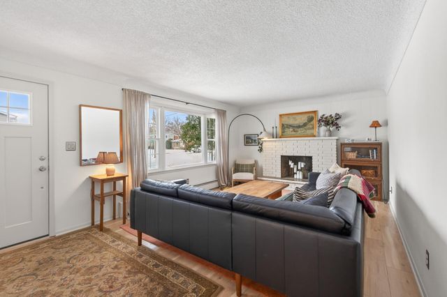 1498 Nevada Avenue E, Saint Paul, MN 55106