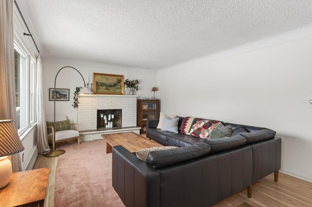 1498 Nevada Avenue E, Saint Paul, MN 55106