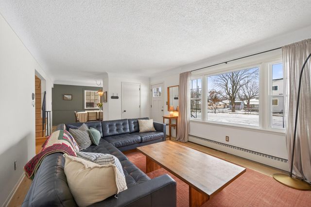 1498 Nevada Avenue E, Saint Paul, MN 55106