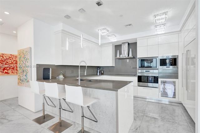 17475 Collins Ave 2502, Sunny Isles Beach, FL 33160