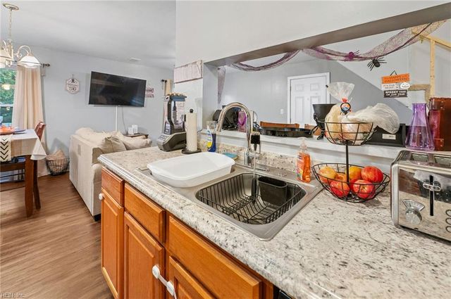1209 Alder CT, Chesapeake, VA 23320