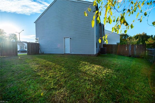 1209 Alder CT, Chesapeake, VA 23320