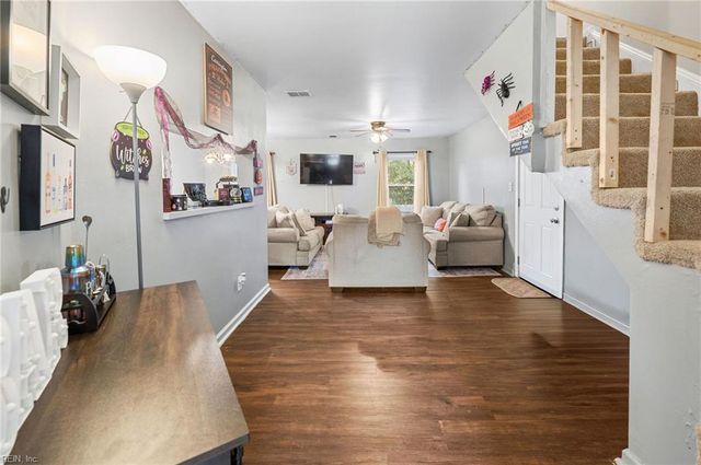 1209 Alder CT, Chesapeake, VA 23320