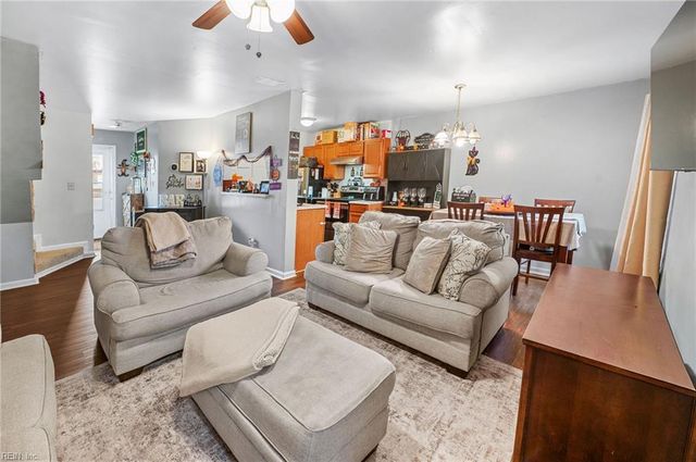 1209 Alder CT, Chesapeake, VA 23320