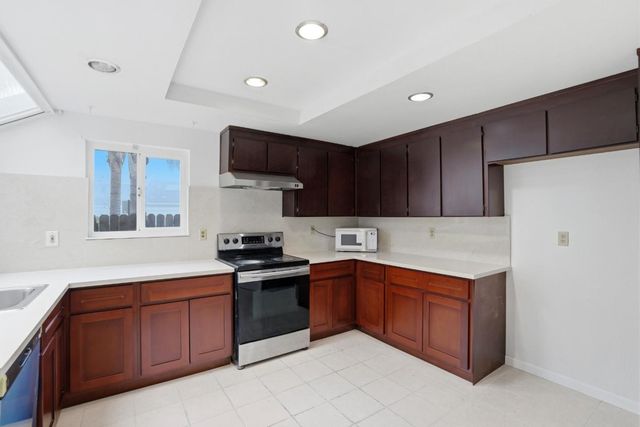 161 Edgewater Place, Pittsburg, CA 94565