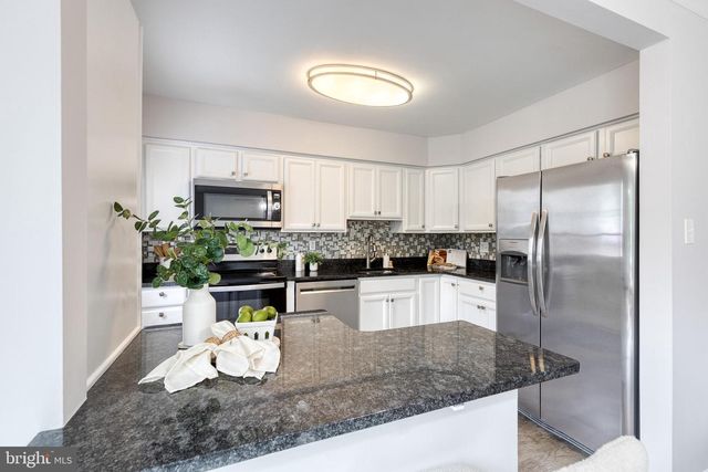 8659 SCORTON HARBOUR, Pasadena, MD 21122