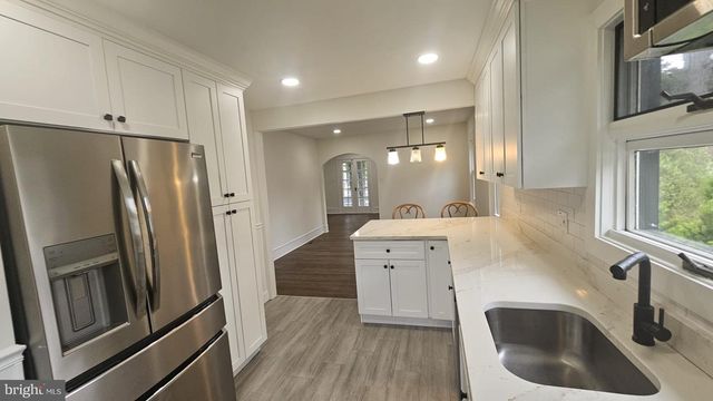 471 GLASSBORO RD, Woodbury Heights, NJ 08097