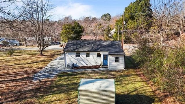 4802 Summit Avenue, Greensboro, NC 27405