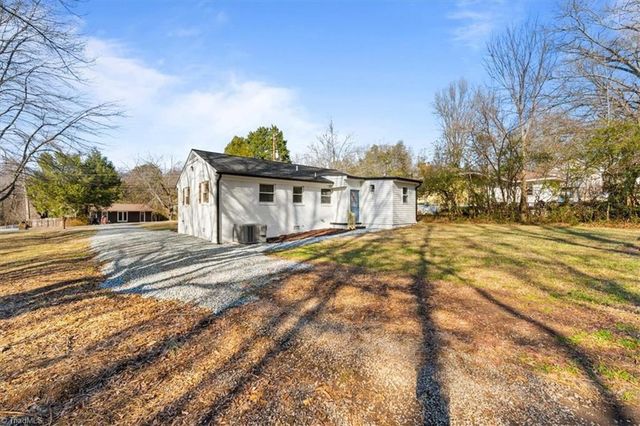 4802 Summit Avenue, Greensboro, NC 27405