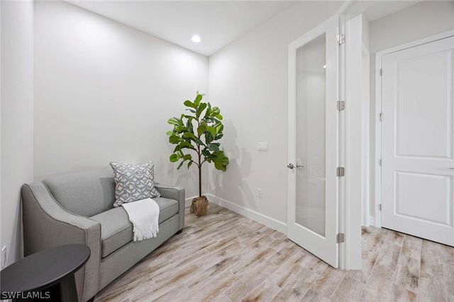 7018 Saona CT, Naples, FL 34113