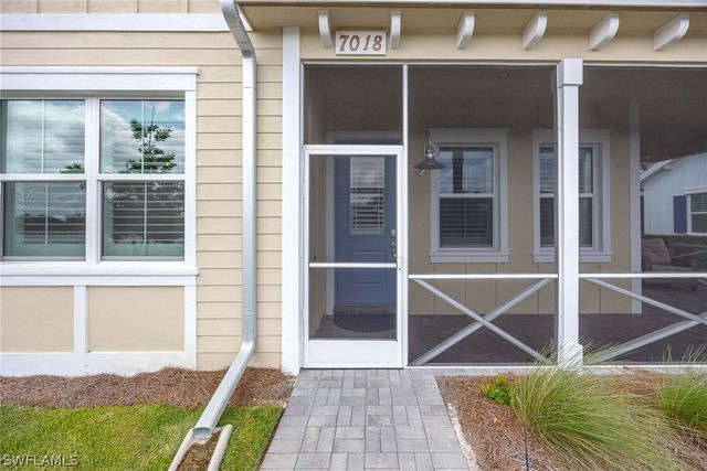 7018 Saona CT, Naples, FL 34113