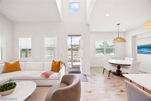 7018 Saona CT, Naples, FL 34113