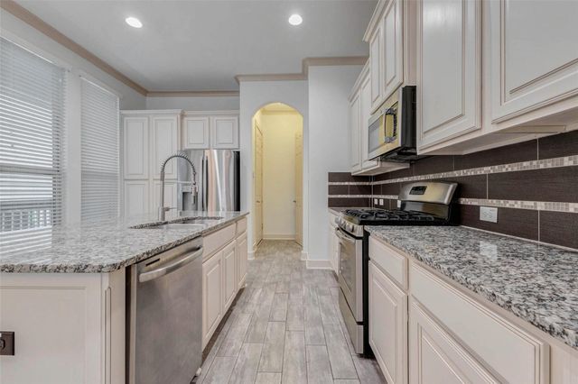 1184 Nelson Falls Lane, Houston, TX 77008