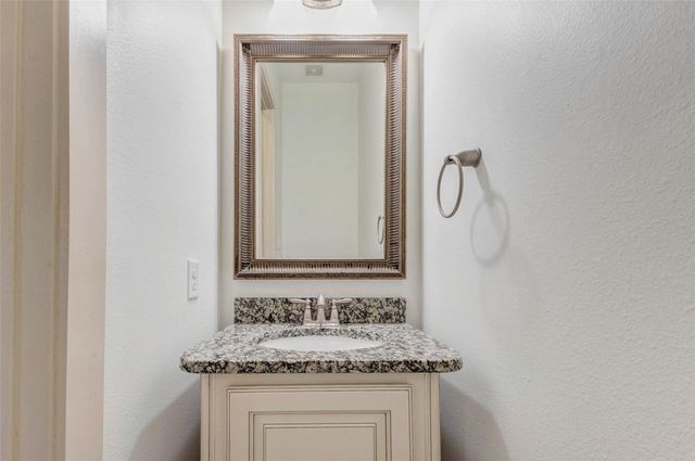 1184 Nelson Falls Lane, Houston, TX 77008