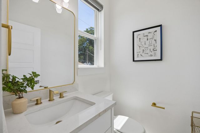 1917 Landon Lane, Dallas, TX 75204