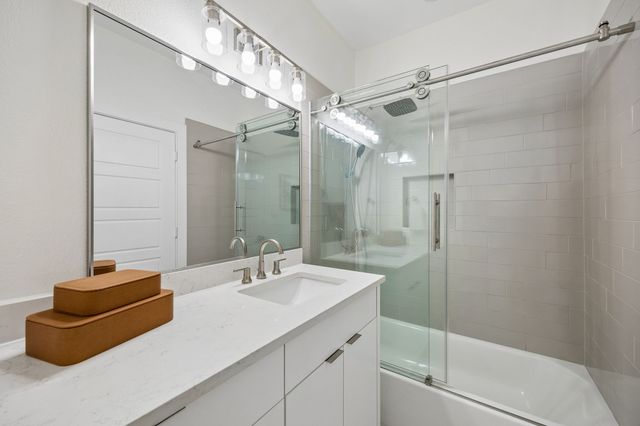 1917 Landon Lane, Dallas, TX 75204