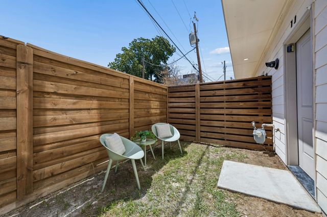 1917 Landon Lane, Dallas, TX 75204
