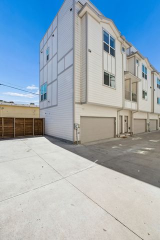 1917 Landon Lane, Dallas, TX 75204