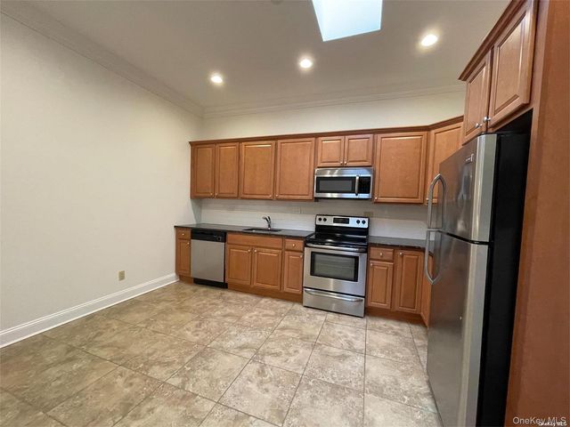 328A Main Street 3B, Huntington, NY 11743