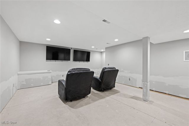 3502 Magnolia Drive, Lorain, OH 44053