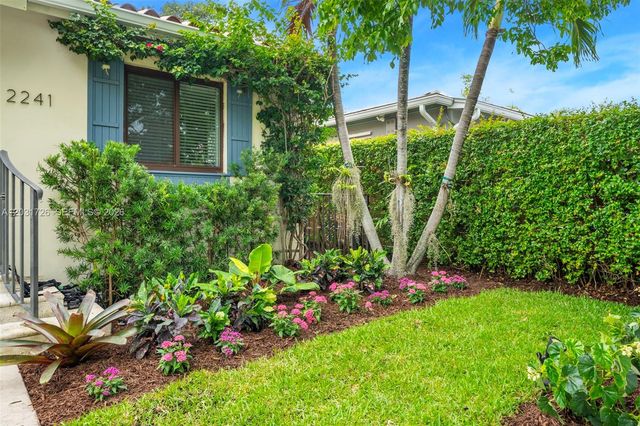 2241 SW 25th Ter, Miami, FL 33133