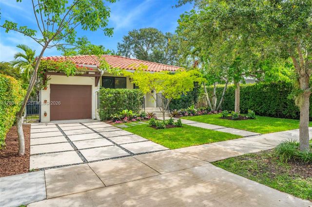 2241 SW 25th Ter, Miami, FL 33133