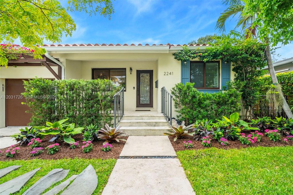 2241 SW 25th Ter, Miami, FL 33133