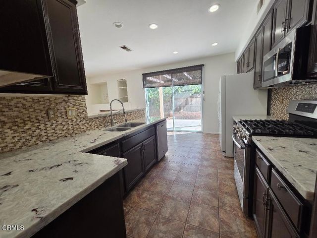 4440 Las Veredas Place, Camarillo, CA 93012