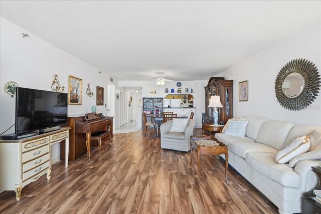 19111 VISTA BAY DRIVE 202, Indian Shores, FL 33785