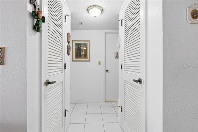 19111 VISTA BAY DRIVE 202, Indian Shores, FL 33785