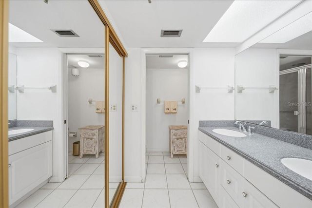 19111 VISTA BAY DRIVE 202, Indian Shores, FL 33785