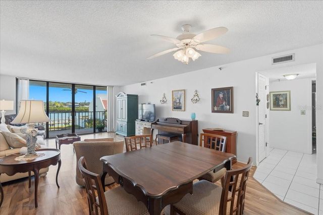 19111 VISTA BAY DRIVE 202, Indian Shores, FL 33785