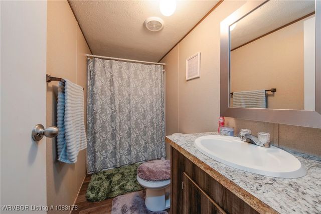 460912 1107 Road, Sallisaw, OK 74955