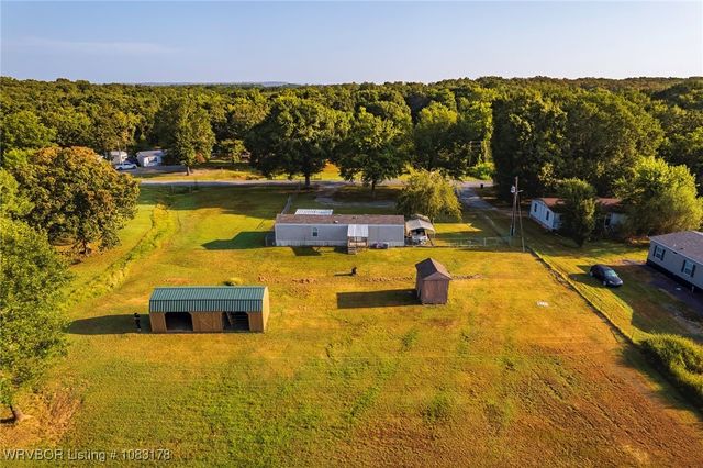 460912 1107 Road, Sallisaw, OK 74955