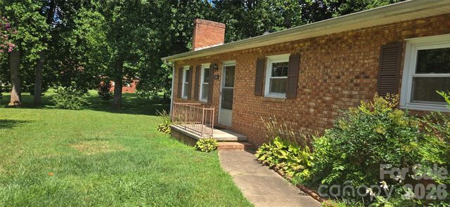 2553 Hickory Highway 2, Statesville, NC 28677