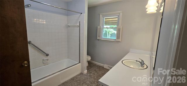 2553 Hickory Highway 2, Statesville, NC 28677