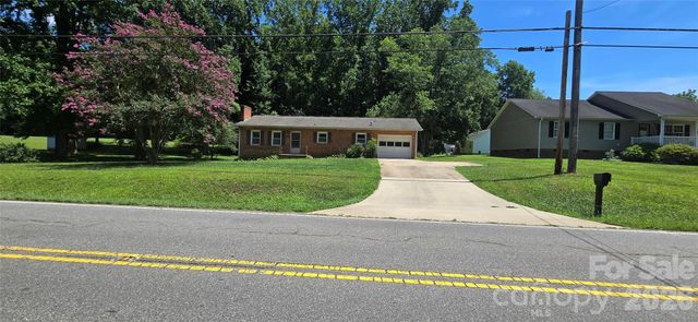 2553 Hickory Highway 2, Statesville, NC 28677