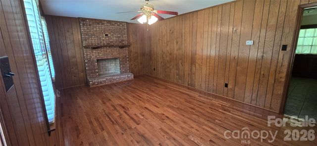 2553 Hickory Highway 2, Statesville, NC 28677