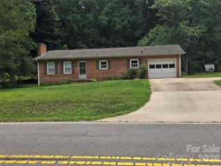 2553 Hickory Highway 2, Statesville, NC 28677
