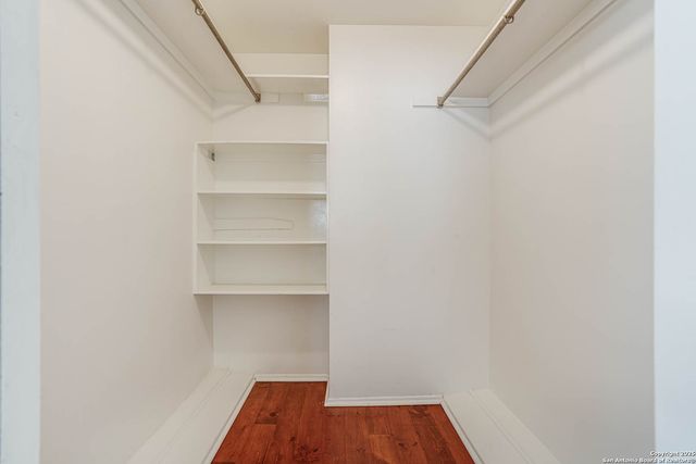 211 E Woodlake, San Antonio, TX 78229