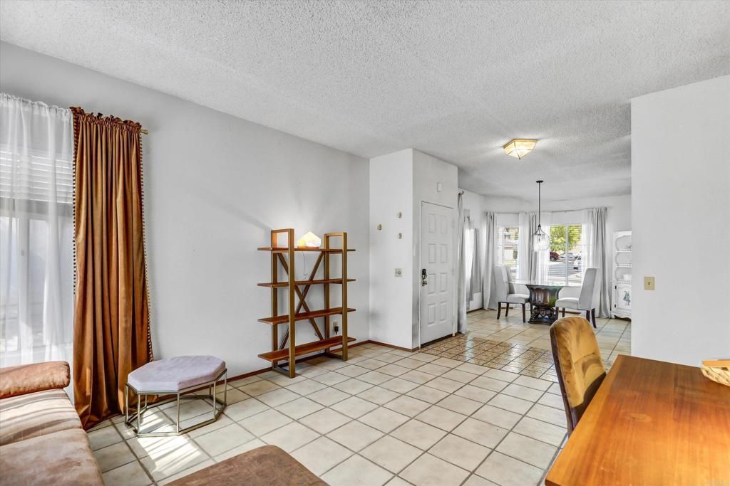 7955 Tinaja Lane, San Diego, CA 92139 — photo 5