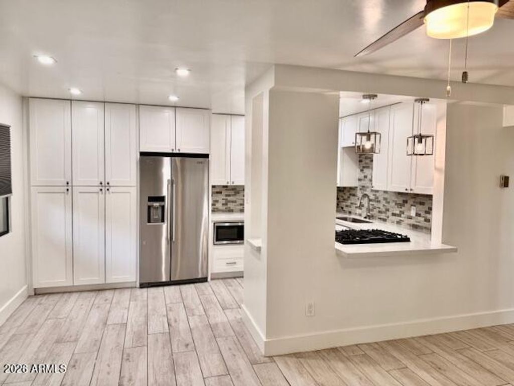 4950 N MILLER Road 244, Scottsdale, AZ 85251