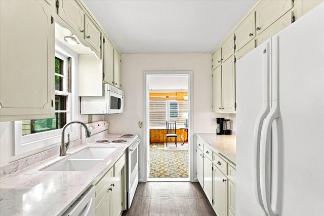4909 W Upland Crest, Columbia Heights, MN 55421