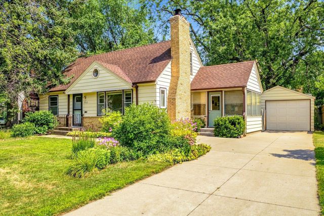 4909 W Upland Crest, Columbia Heights, MN 55421