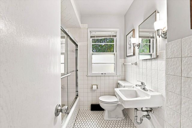 4909 W Upland Crest, Columbia Heights, MN 55421