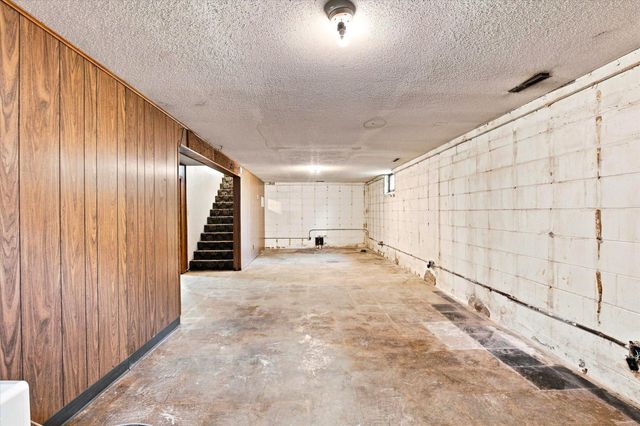 4909 W Upland Crest, Columbia Heights, MN 55421