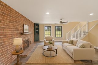 1178 County Road 105, Columbus, TX 78934